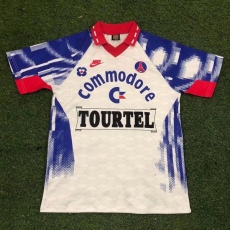 93-94 Paris away